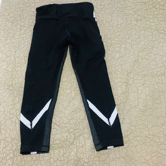 SoulCycle wheel leggings size XS……..707 - Picture 8 of 10